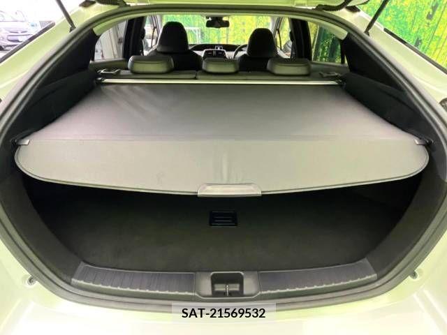Toyota PRIUS 2017-03 326502-10