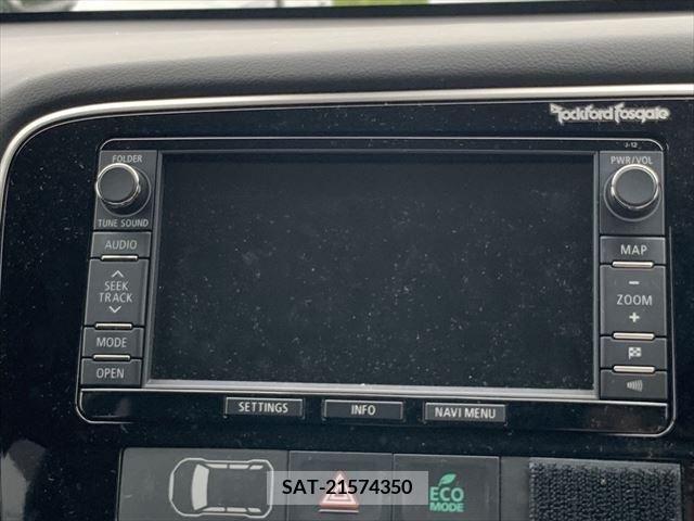 Mitsubishi OUTLANDER PHEV 2015-01 303544-2
