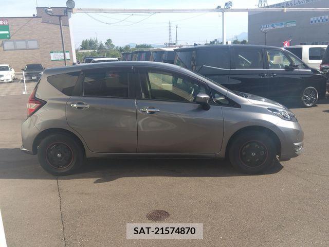 Nissan NOTE 2017-02 280197-3