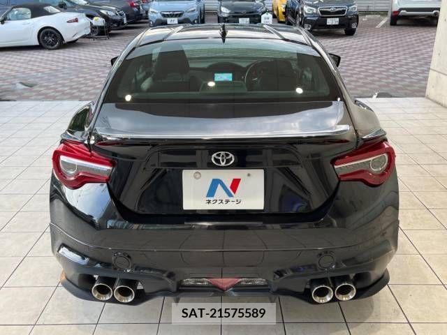 Toyota 86 2016-09 335255-16
