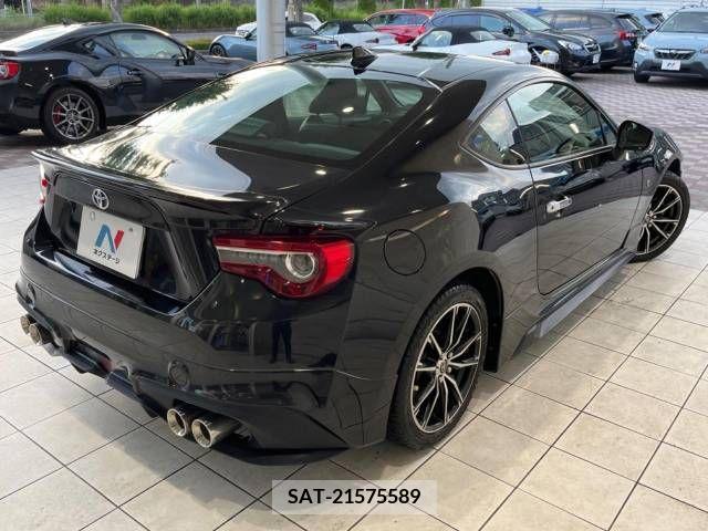 Toyota 86 2016-09 335255-18