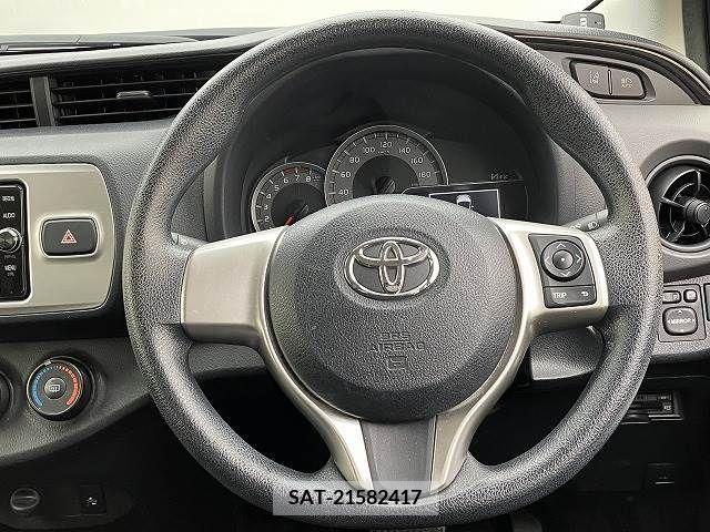 Toyota VITZ 2016-11 220658-14