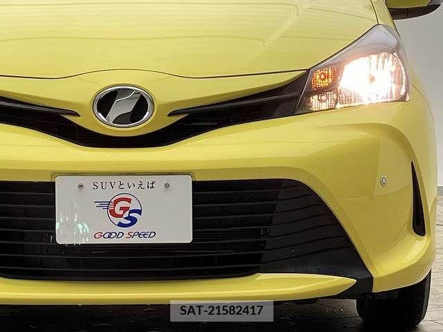 Toyota VITZ 2016-11 220658-11
