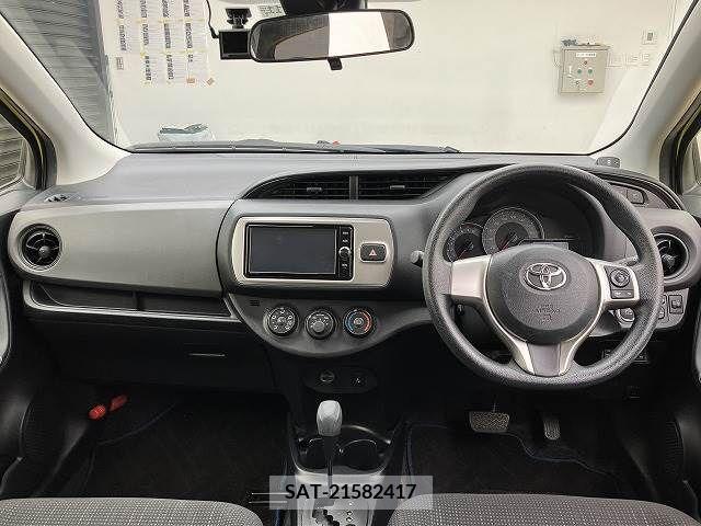 Toyota VITZ 2016-11 220658-1