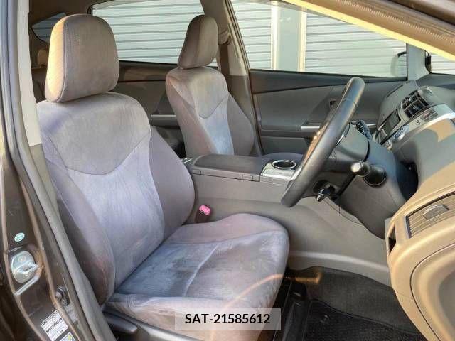 Toyota PRIUS ALPHA 2012-07 366787-7