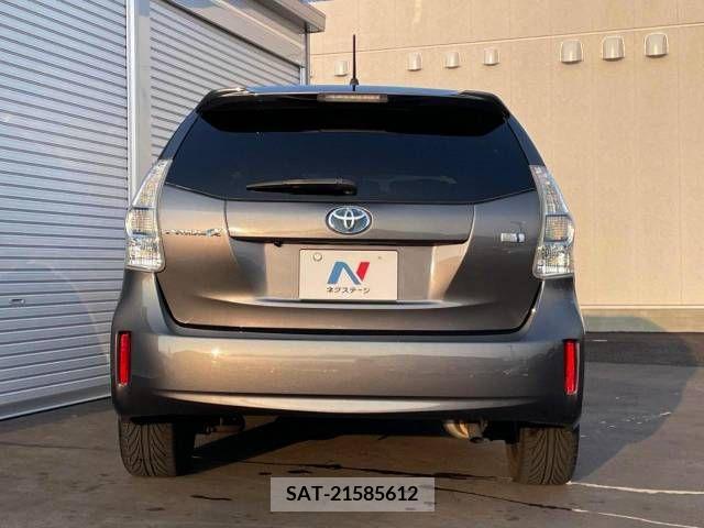Toyota PRIUS ALPHA 2012-07 366787-14