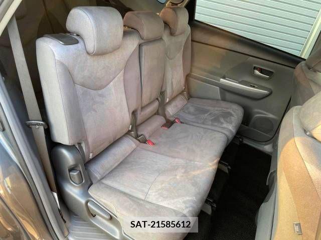 Toyota PRIUS ALPHA 2012-07 366787-8