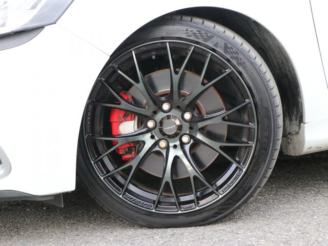 Renault LUTECIA 2015-05 196006-15