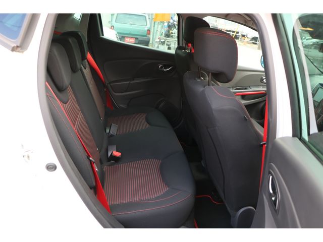 Renault LUTECIA 2015-05 196006-12