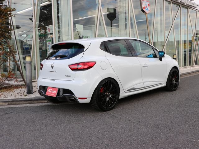 Renault LUTECIA 2015-05 196006-2