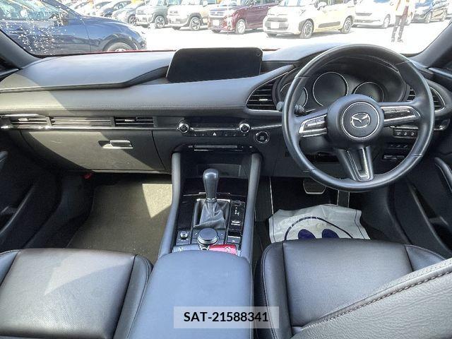 Mazda MAZDA3 2019-09 372745-3