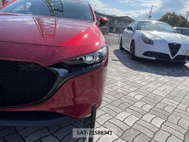 Mazda MAZDA3 2019-09 372745-26