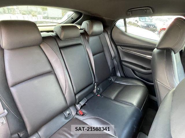 Mazda MAZDA3 2019-09 372745-6