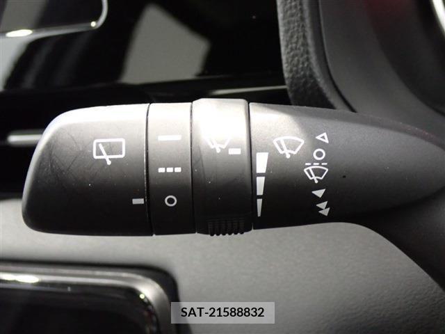Toyota NOAH 2023-07 365134-18