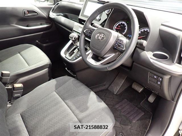 Toyota NOAH 2023-07 365134-25