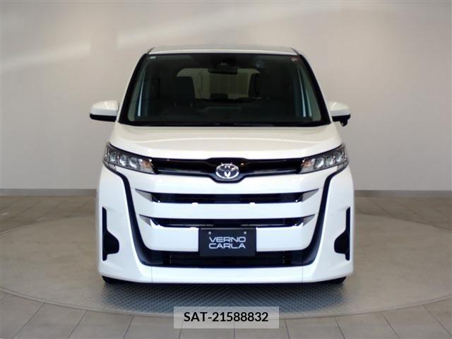 Toyota NOAH 2023-07 365134-4