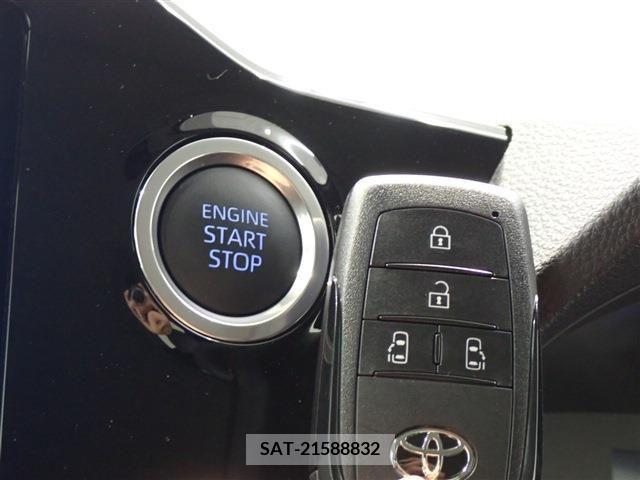 Toyota NOAH 2023-07 365134-9
