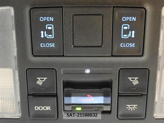 Toyota NOAH 2023-07 365134-21
