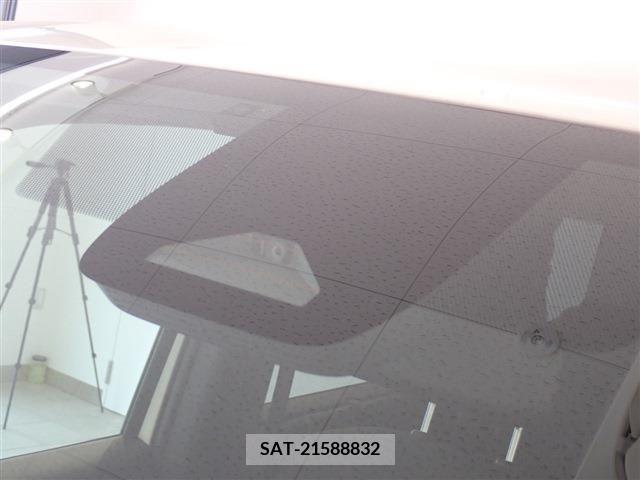 Toyota NOAH 2023-07 365134-7