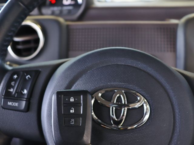 Toyota SPADE 2017-01 21137-17