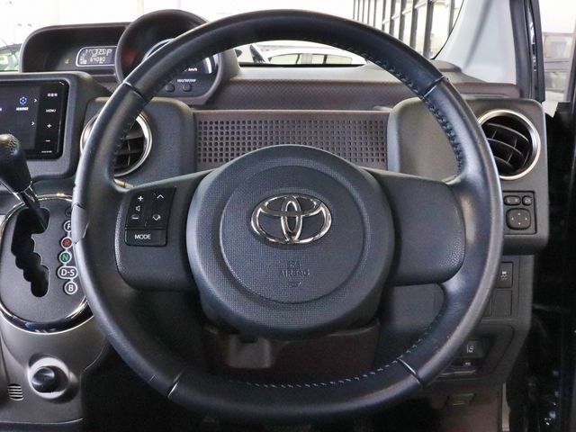 Toyota SPADE 2017-01 21137-10