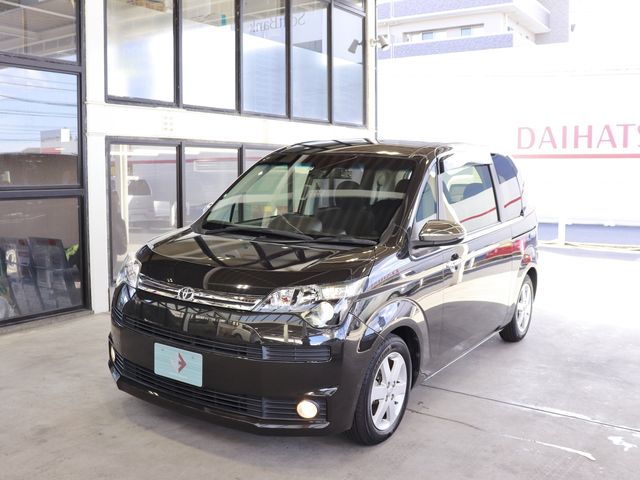 Toyota SPADE 2017-01 21137-3