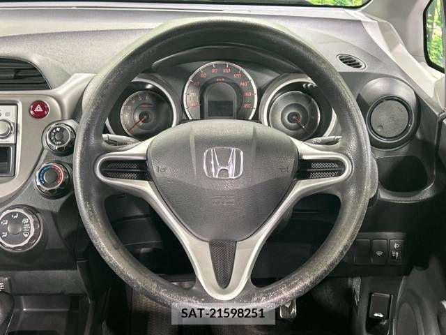 Honda FIT 2009-09 303320-10