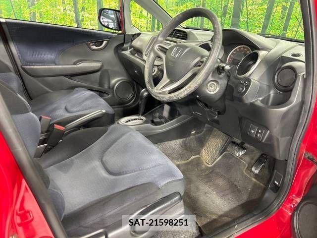 Honda FIT 2009-09 303320-7