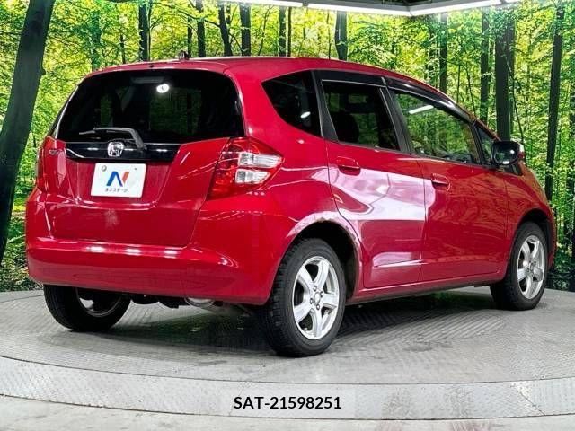 Honda FIT 2009-09 303320-16