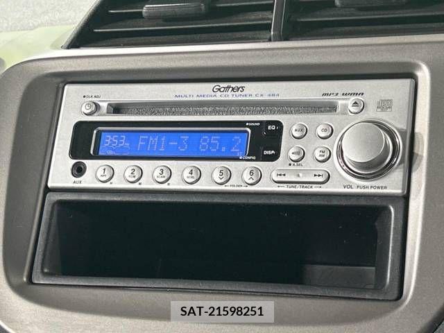 Honda FIT 2009-09 303320-6