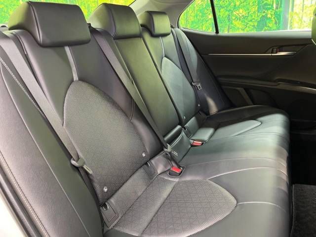 Toyota CAMRY HYBRID 2019-02 189988-12
