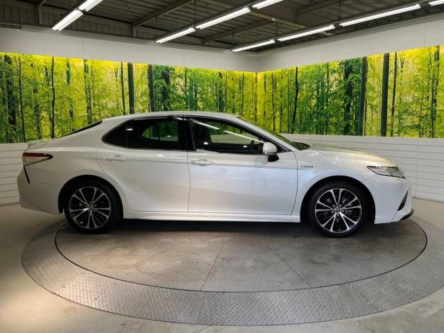 Toyota CAMRY HYBRID 2019-02 189988-16