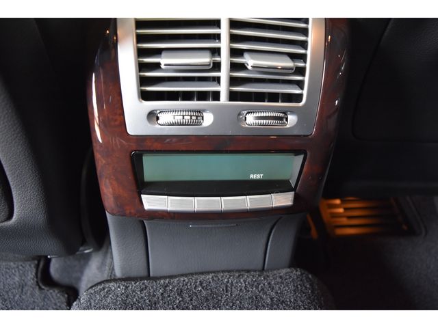 Mercedes Benz S-CLASS 2010-02 7486-26