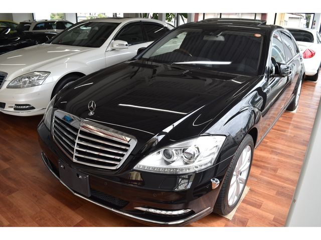 Mercedes Benz S-CLASS 2010-02 7486-2