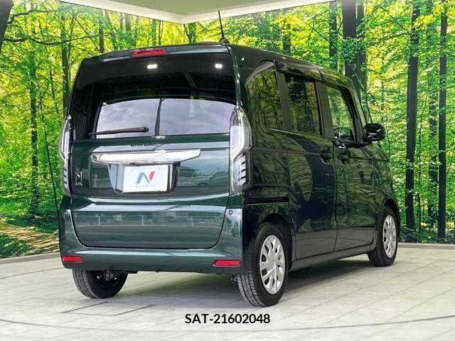 Honda N BOX 2018-03 239643-17