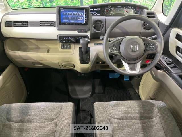 Honda N BOX 2018-03 239643-1