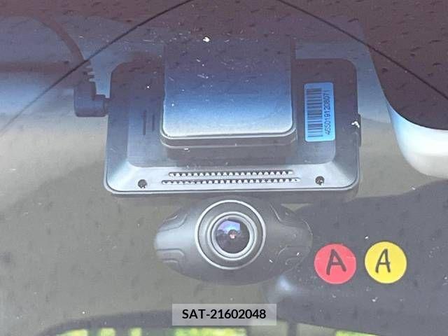 Honda N BOX 2018-03 239643-7