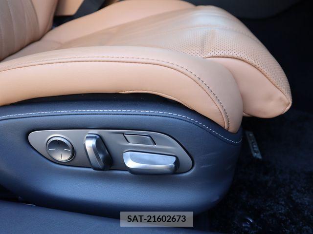 Lexus LS 2020-12 362871-19