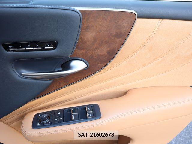 Lexus LS 2020-12 362871-18
