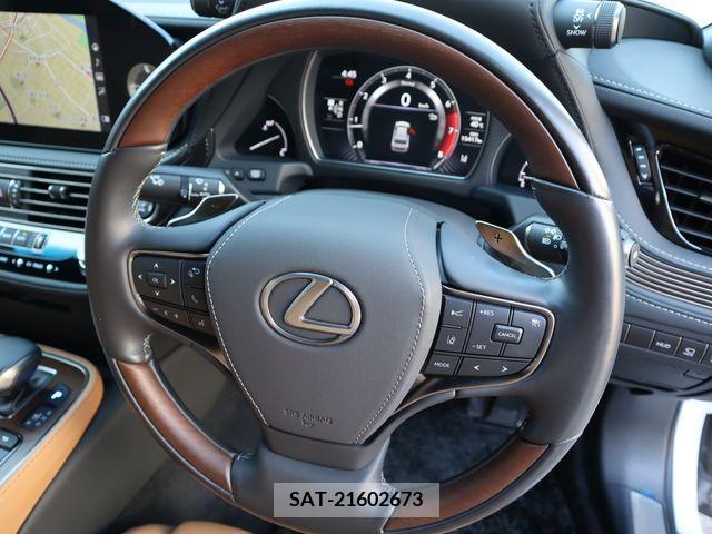 Lexus LS 2020-12 362871-12