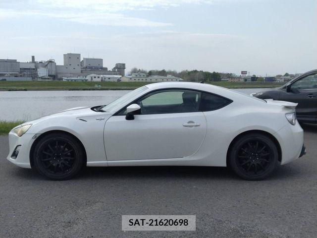 Toyota 86 2012-09 269555-9
