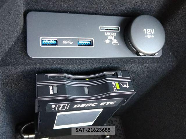 Jaguar E-PACE 2020-02 203100-19