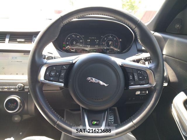 Jaguar E-PACE 2020-02 203100-12