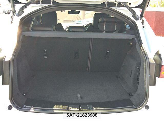 Jaguar E-PACE 2020-02 203100-23