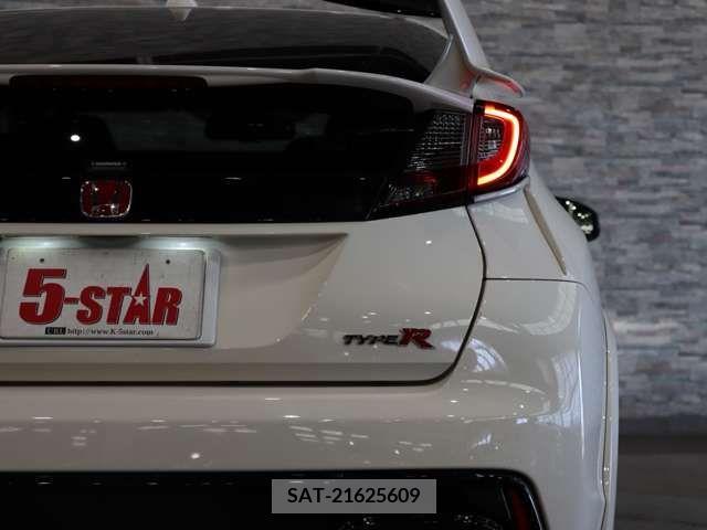 Honda CIVIC 2016-03 211298-9