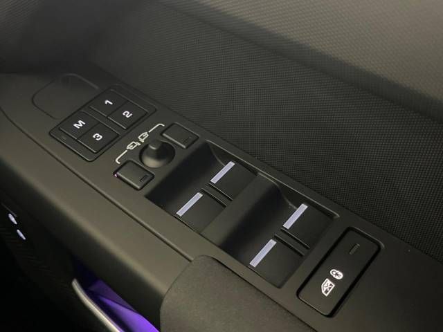 ROVER DEFENDER 2023-01 186557-8
