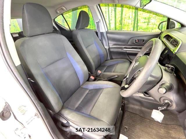 Toyota AQUA 2019-03 260577-8