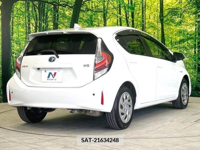 Toyota AQUA 2019-03 260577-17