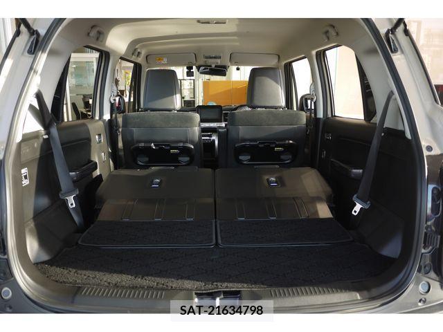 Suzuki X BEE 2021-04 290298-7