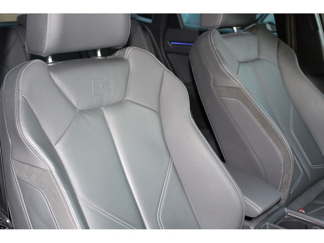 Audi Q3 2021-03 183916-10